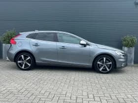 Volvo V40 thumbnail 3