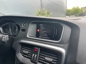 Volvo V40 thumbnail 23
