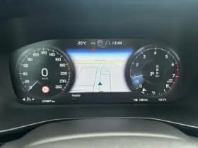 Volvo XC40 thumbnail 11
