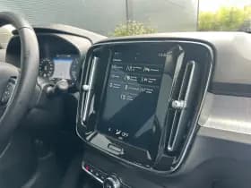 Volvo XC40 thumbnail 23