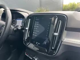 Volvo XC40 thumbnail 24