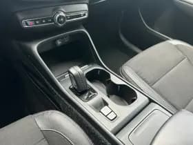 Volvo XC40 thumbnail 6