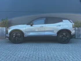 Volvo EX30 thumbnail 2
