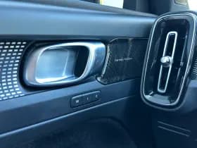 Volvo XC40 thumbnail 18