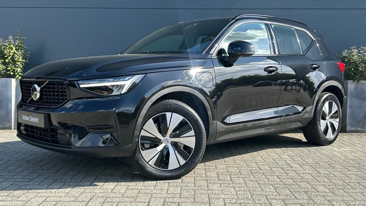 Volvo XC40 — foto 1