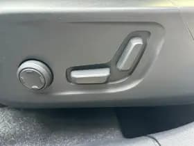 Volvo XC40 thumbnail 8