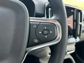 Volvo XC40 thumbnail 16