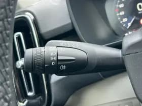 Volvo XC40 thumbnail 17