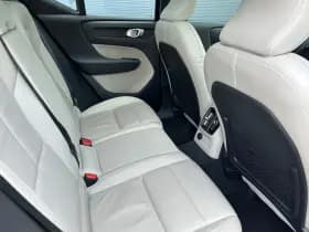 Volvo XC40 thumbnail 23