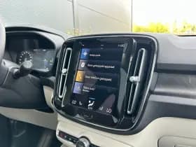 Volvo XC40 thumbnail 25