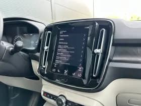 Volvo XC40 thumbnail 30