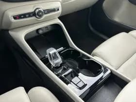 Volvo XC40 thumbnail 7