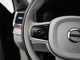 Volvo XC90 thumbnail 36