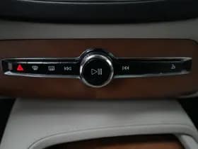 Volvo XC90 thumbnail 45