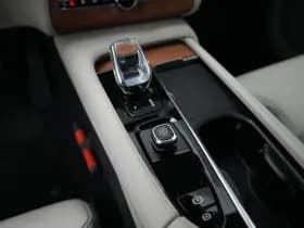 Volvo XC90 thumbnail 46