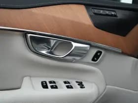 Volvo XC90 thumbnail 55