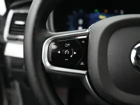 Volvo XC90 thumbnail 38