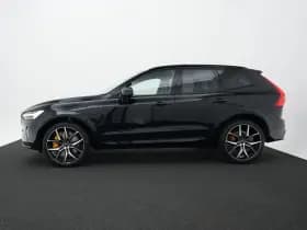 Volvo XC60 thumbnail 3