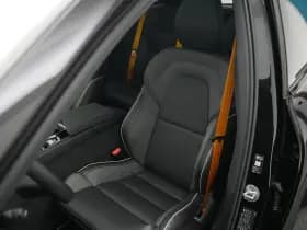 Volvo XC60 thumbnail 30