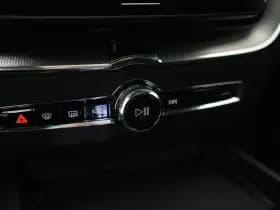 Volvo XC60 thumbnail 40