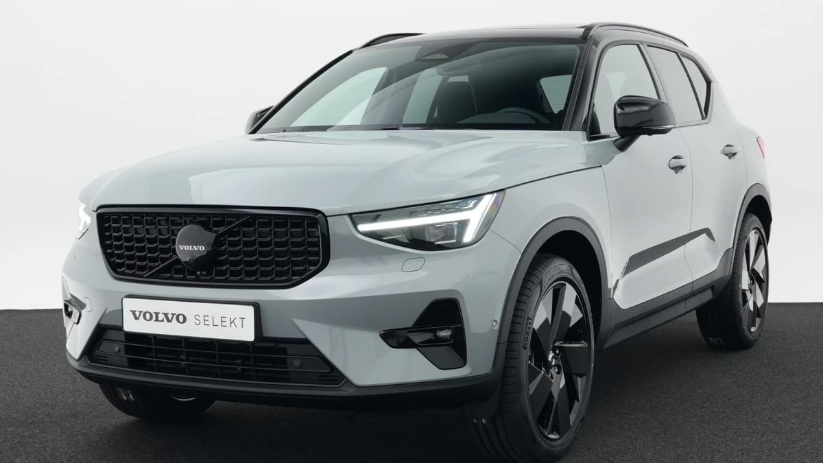 Volvo XC40 — foto 1