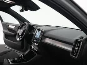 Volvo XC40 thumbnail 11