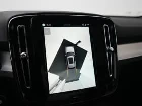 Volvo XC40 thumbnail 22
