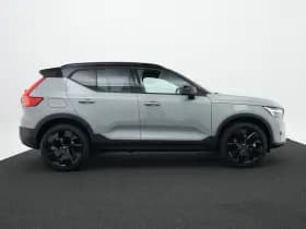 Volvo XC40 thumbnail 4