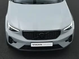 Volvo XC40 thumbnail 40