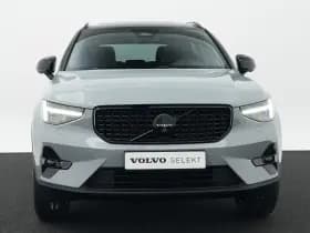 Volvo XC40 thumbnail 5