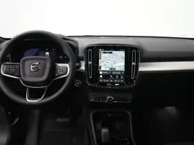 Volvo XC40 thumbnail 7