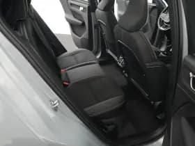 Volvo XC40 thumbnail 10