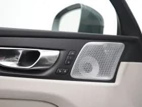 Volvo XC60 thumbnail 27