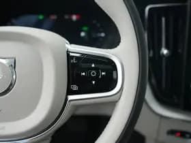 Volvo XC60 thumbnail 36