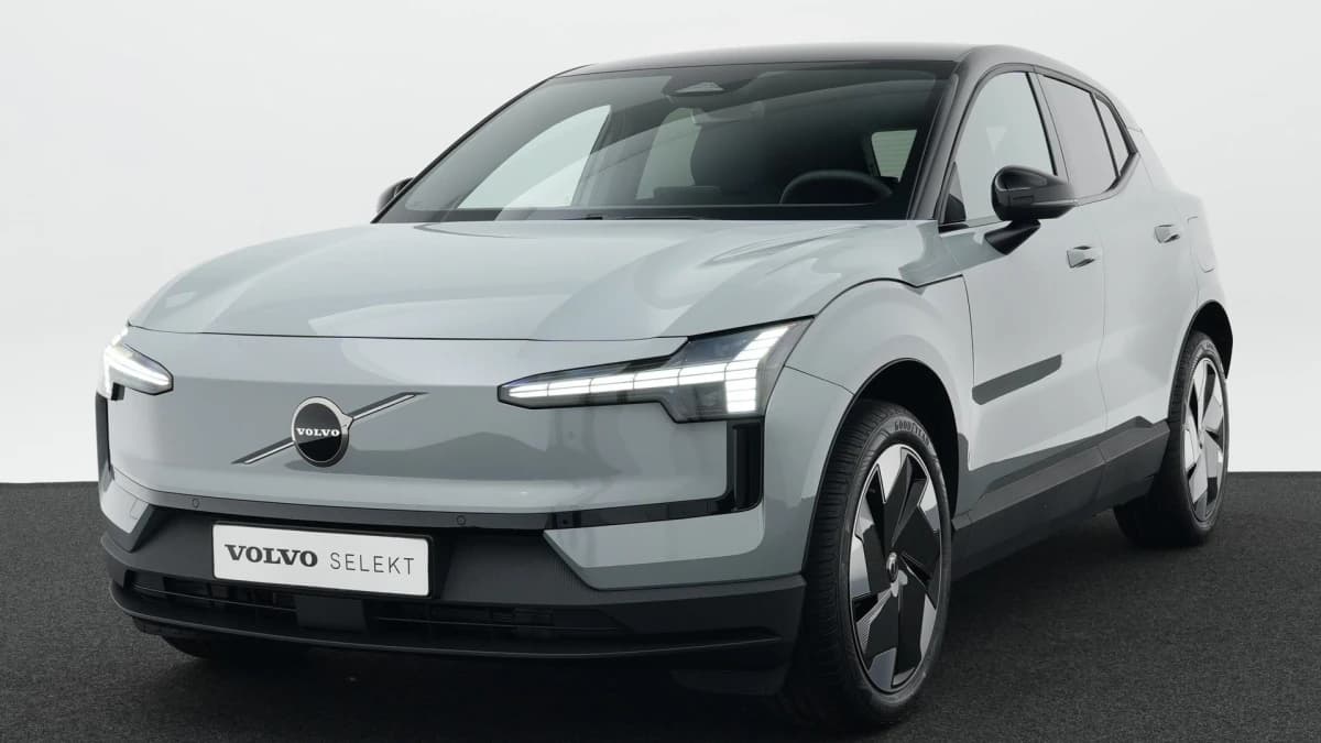 Volvo EX30 — foto 1