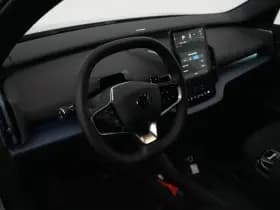 Volvo EX30 thumbnail 8