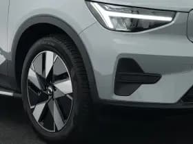 Volvo EX40 thumbnail 16