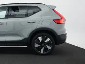 Volvo EX40 thumbnail 27