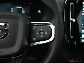 Volvo EX40 thumbnail 30