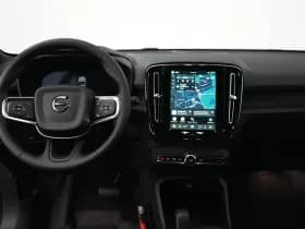 Volvo EX40 thumbnail 7