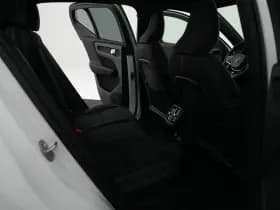 Volvo XC40 thumbnail 11