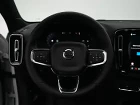 Volvo XC40 thumbnail 35