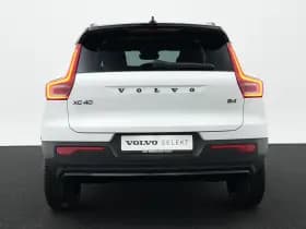 Volvo XC40 thumbnail 6