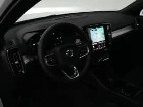 Volvo XC40 thumbnail 8