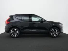 Volvo XC40 thumbnail 4