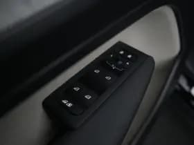 Volvo XC40 thumbnail 47