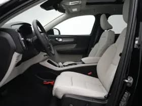 Volvo XC40 thumbnail 8