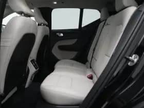 Volvo XC40 thumbnail 9