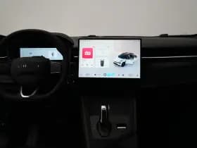 Lynk & Co 01 thumbnail 7