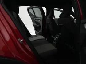 Volvo XC40 thumbnail 11